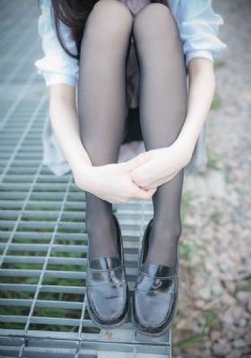 人体蜈蚣1在线完整版_1080全集在线观看