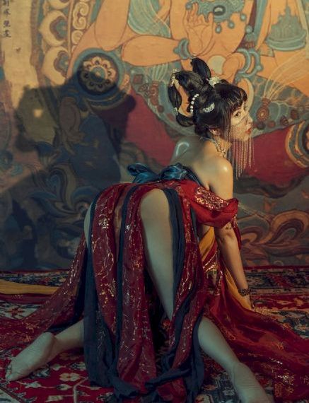 女闺蜜鞋袜调教女虐女_BD英语免费在线观看
