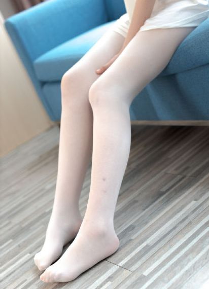 孔子春秋_十万网红美女美酱