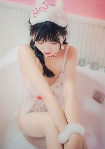 女模特的亨受1_高清免费观看超清