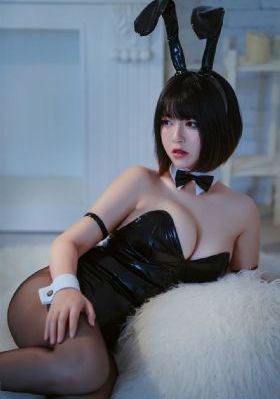 夫妇交换2邻居交换_4K免费高清观看
